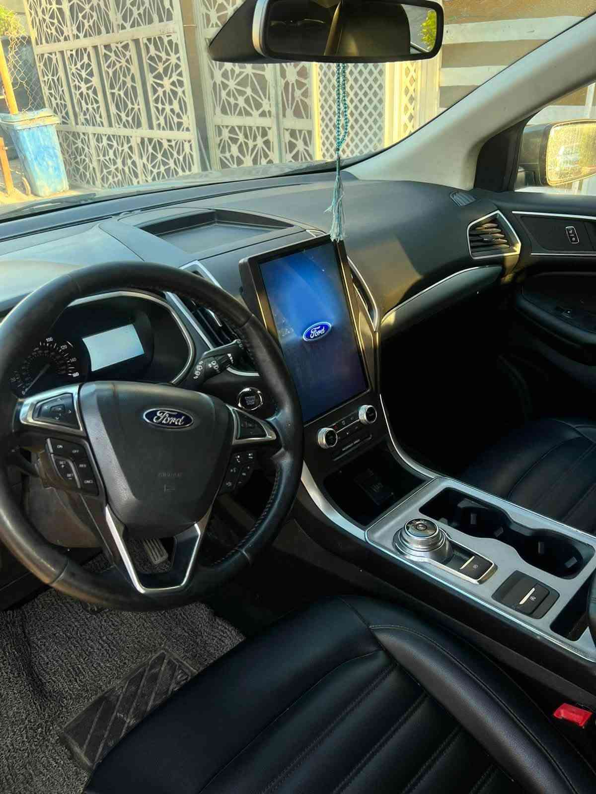 السلام عليكم
فورد ايدج ٢٠٢١
SEL -AWD 
ماشية ٩٥ الف كيلو
وارد امريكي/ دعامية فقط بدون صبغ 
محرك ٢٠٠٠ تيربو
رايدها ١٧٠ 
*********** التواصل واتساب
