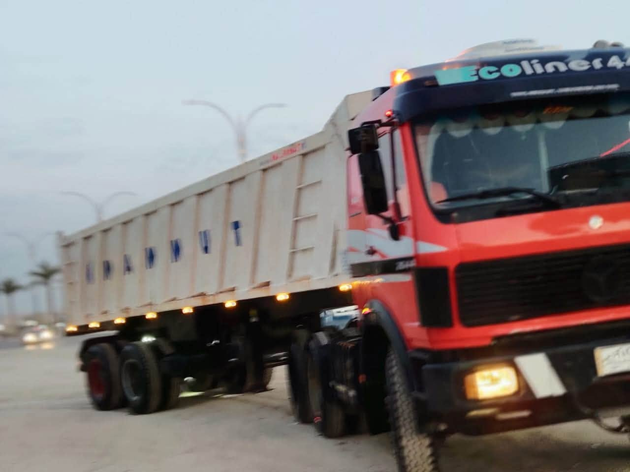 موديل 92
اصل تك ومطوله
مجموعه نص جي اف
مكينه 44
كير 160
مكفولات
العربانه
ماموت حداديه ذرعه 32 م 
مكفوله
السعر 400 ورقه
***********
