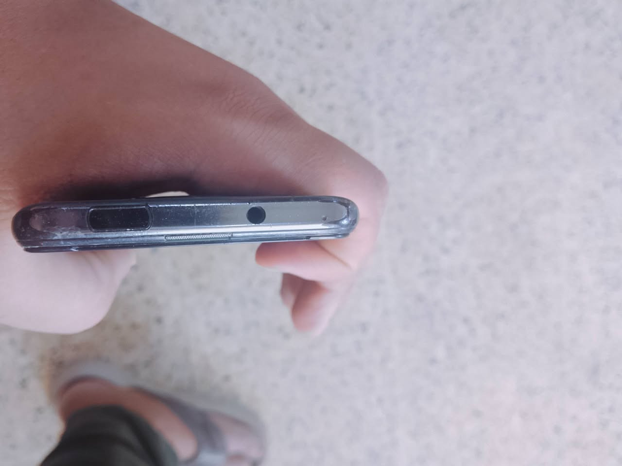 Y9a
جهاز حيل نضيف للبيع مبدل شاشة اصلية مال تفصيخ 

سعرة 85 الف ،***********
