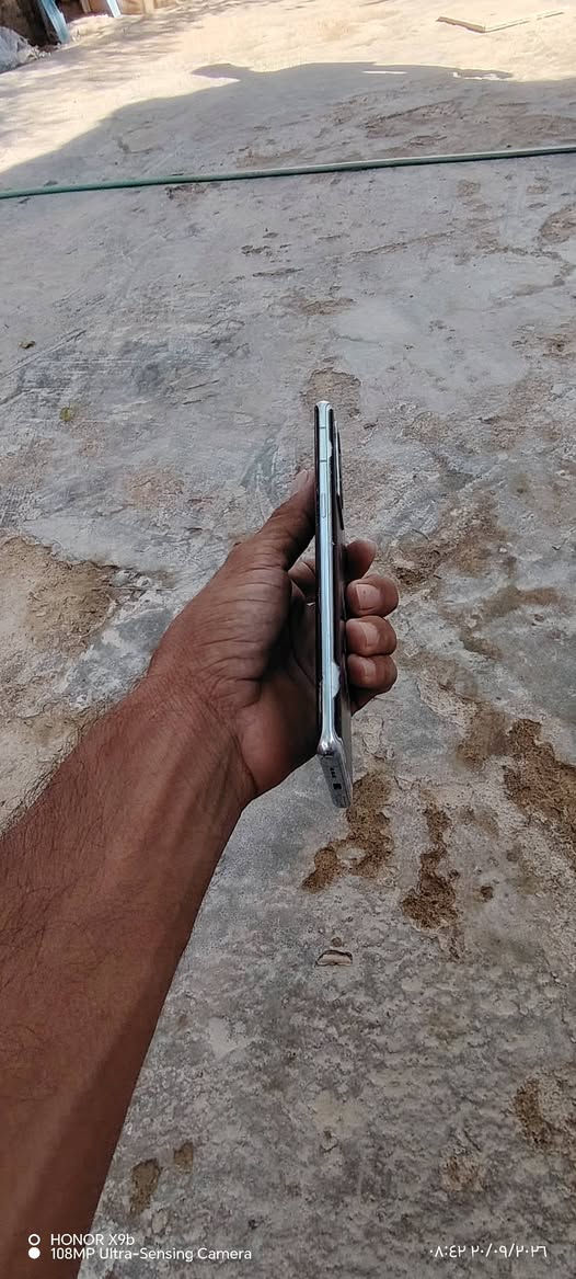 سلام عليكم جهاز OPPO Reno6 Pro5G اوبو رينو 6 برو فايف جي  جهاز يجنن الله شاهد بس ضهر مغلف وبي كسر بلكلاسه قليل كلش كامرة فول جهاز غني عن تعريف ببجي فريم90 جهاز راقي والله (مراوس او بيع شعندك نزل بالتعليقات

نص مكتوب في الصور:
- HONOR X9b
- 108MP Ultra-Sensing Camera
- ٠٨:٤٢ ٢٠/٠٩/٢٠٢٦
- HONOR X9b 108MP Ultra-Sensing Camera ٠٨:٤٢ ٢٠/٠٩/٢٠٢٦
- ٠٨:٤٣ ٢٠/٠٩/٢٠٢٦
- ColorOS 13.1 ColorOS الإصدار الرسمي حول الجهاز مساحة التخزين ٨٤,٧ غ.ب / ٢٥٦ غ.ب اسم الجهاز OPPO Reno6 Pro 5G الطراز CPH2247 المعالج Qualcomm Snapdragon 870 Octa-core سعة البطارية ٤٥٠٠ مللي أمبير في الساعة (نموذجية) حجم الشاشة ٦,٥٥ بوصة RAM ١٢,٠ غ.ب + ١٢,٠ غ.ب الكاميرات أمامية 32MP