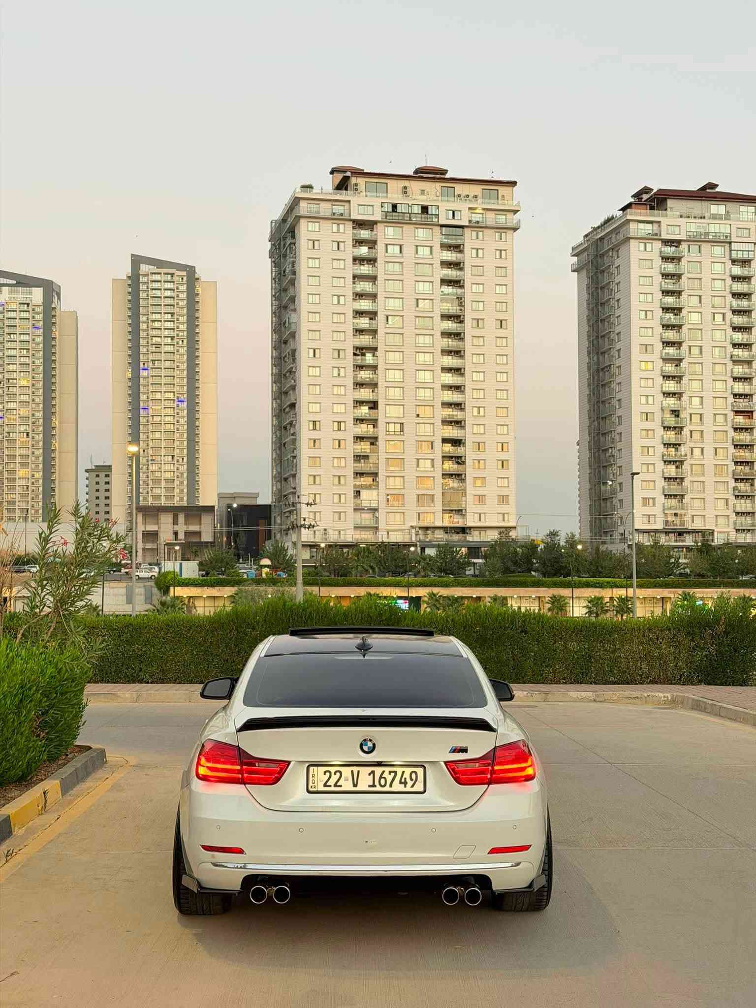 BMW 435i F32 N55
عربي/کوردی
‏بسم الله الرحمن الرحيم
‏ما شاء الله تبارك الله
محرك گير  مكفولل شرط 
‏ 
فوول ١/١

سلايد 
بسمه 
رادار
شاشه كبير 
ماوس
جلد 

مودیل2016
محرک ستە سلندر توین باور توربو
نوادر من عيراق 
ماشیە 130000km
سلاید
کشنات جلد قيسي كاهرباي
کشنات هیتر
رادار امامي و خلفي و حساسات و كاميرات 360
مثبت سرعه
٤نیزام (eco pro,comfort,sport,sportplus)
دفع خلفی
172 مجال قلیل‏
سیارە سیرفز کامل من Motul
مکان سلیمانیە جمجمال 
***********
—————————-——————-————————

‏سلام عليكم ورحمة الله وبركاته بسم الله الرحمن الرحيم‏
Bmw 435i F32 
بۆ فرۆشتن دوو دەرگا
مەکینە N55 i6 twin power turbo
داون پایپ و کات دیلیتە 
اکسلە زۆر زۆر بەقەوەتە ماشاللە
فولل مواسافەتە 
‏١٣٠ km رۆشتوە 
مۆدیلی ٢٠١٦ 
ناو قیسی

شوێن سلێمانی
