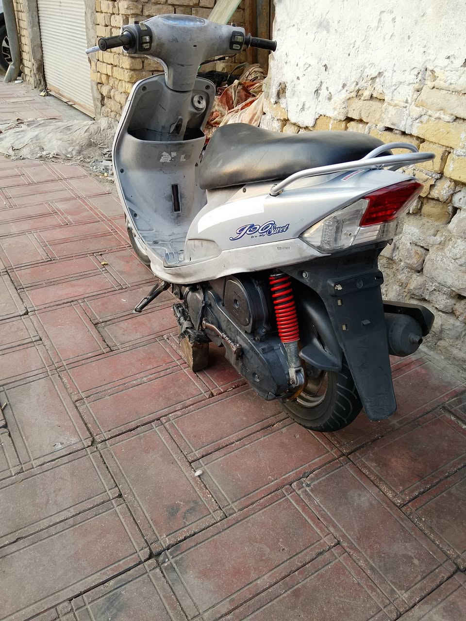 ماكس منغولي مكينه ناعمه ماتنسمع كهربائيات كلها شغاله الدراجه مكينه (مفتوحه) اول مره تنفتح دراجه جديده كلش سعرها 650 مكاني ناصريه مركز ***********
