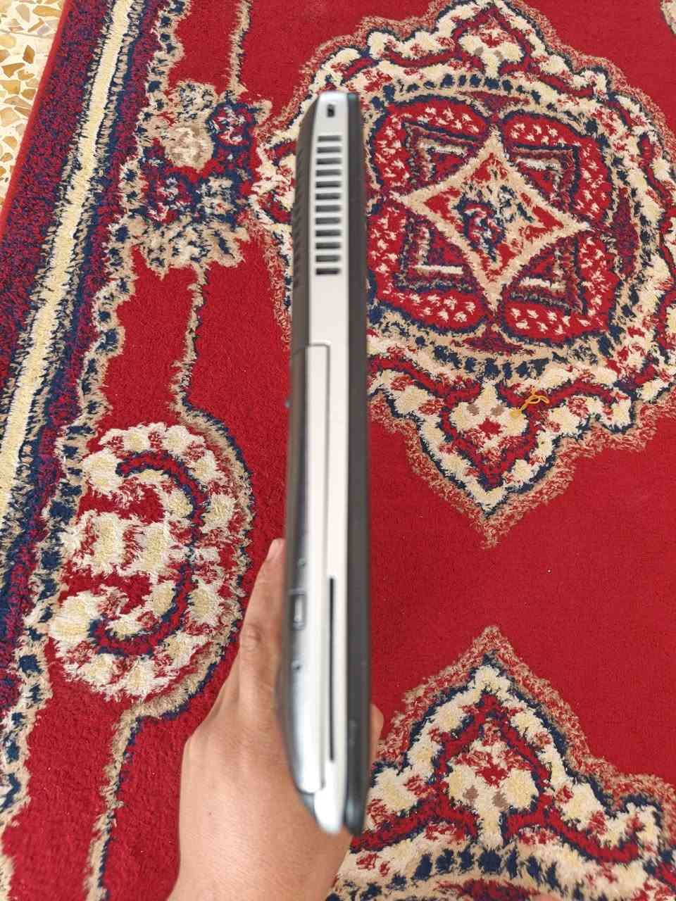 HP ProBook 450 G5 Laptop – Intel Core i5-7200U – 8GB RAM – 256GB SSD –vega intel - 15.6″ Display
💼 HP ProBook 450 G5

لابتوب الأعمال المتوازن - تصميم أنيق بأداء معقول

HP ProBook 450 G5 - لابتوب أعمال عملي من HP مع تصميم أنحف وأحدث من الأجيال السابقة! مزود بمعالج Intel Core i5-7200U من الجيل السابع، رام 8GB DDR4-2400، قرص صلب 256GB SSD

⚙️ المواصفات التقنية الكاملة

المواصفة

التفاصيل

الموديل

HP ProBook 450 G5 Notebook PC

المعالج (CPU)

Intel Core i5-7200U الجيل السابع

السرعة

2.5 GHz (TurboBoost حتى 3.1 GHz)

الأنوية

2 أنوية (ثنائي النواة، 4 خيوط)

الكاش (Cache)

3 MB Smart Cache

الذاكرة (RAM)

8 جيجابايت DDR4-2400MHz

الحد الأقصى للرام

32GB DDR4 (فتحتين SODIMM)

التخزين

256GB SSD M.2 NVMe

إمكانية التوسع

حتى 2TB SSD + 2TB HDD (فتحة M.2 + فتحة 2.5")

الشاشة

15.6 بوصة  HD (1366×768)

نوع الشاشة

SVA Anti-Glare LED، 220 nits، 45% sRGB

كارت الشاشة (مدمج)

Intel HD Graphics 620

كارت الشاشة (اختياري)

البطارية

48Wh (3 خلايا Li-ion) - تدوم حتى2-4 ساعات 🔋

الوزن

2.1 كجم

السُمك

20.8 - 22.8 ملم

نظام التشغيل

Windows 10 Pro 64-bit

المميزات الإضافية

USB Type-C، لوحة مفاتيح Backlit (اختياري)، Fingerprint، DVD Drive (اختياري)

🧠 المعالج: Intel Core i5-7200U - موفر وكفء

معالج Kaby Lake من الجيل السابع - فئة U (Ultra-low power) موفر للطاقة!

🔵 السرعة الأساسية:

2.5 GHz

⚡ Turbo Boost:

حتى 3.1 GHz

🔥 الأنوية:

2 Cores / 4 Threads

⚙️ TDP:

15W (موفر جداً)

✅ مميزات المعالج:

  معالج Kaby Lake من الجيل السابع

  أداء جيد للمهام المكتبية

  استهلاك طاقة منخفض جداً (15W)

  مناسب لـ Office، التصفح، البريد الإلكتروني

  بطارية تدوم طويلاً

🎨 كارت الشاشة: Intel HD Graphics 620

🔵 Intel HD Graphics 620

(النسخة القياسية - مدمج)

  مدمج في المعالج

  مناسب للمهام المكتبية

  Office والتصفح

  مشاهدة فيديو Full HD

  موفر للطاقة

🏗️ التصميم - أنيق وعملي.  

لتواصل اتصال او واتساب 

***********
