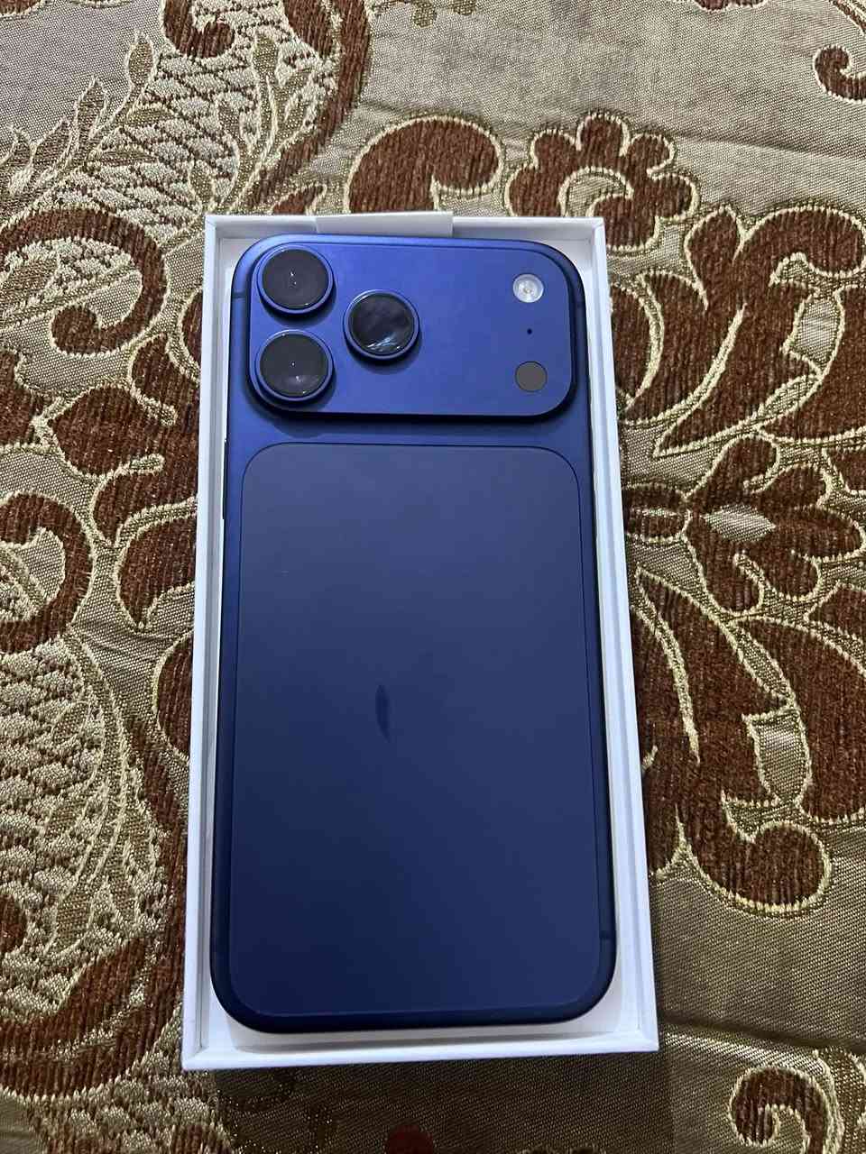 آيفون ١٧ برو ماكس • ٢٥٦ • بطارية ٩٦٪