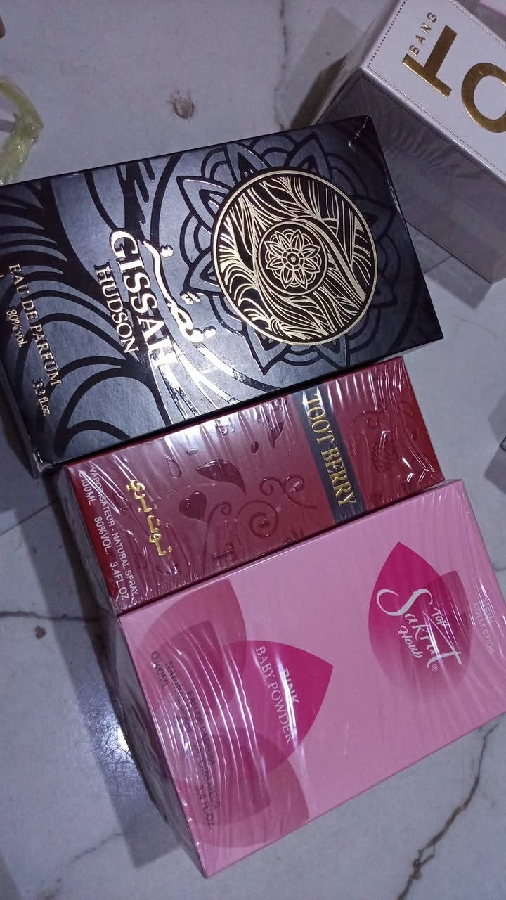 عرض عطور الحجم كبير والعطر مالتهن كلهن طيبات مايعجبج يرجع بيد مندوب عرض 3 قطع ب10 وتوصيل الف دينار فقط للحجز والتواصل وتساب *********** أو مراسلة صفحه

نص مكتوب في الصور:
- عطر سكرت
- حาลتي اليوم، 8:09 م @toulay.7 88 مشاهدة ترويج
- سكرت الوردي تاخذين 3 عطور ب10 وجايج دوام يضلن سنه عندج كله