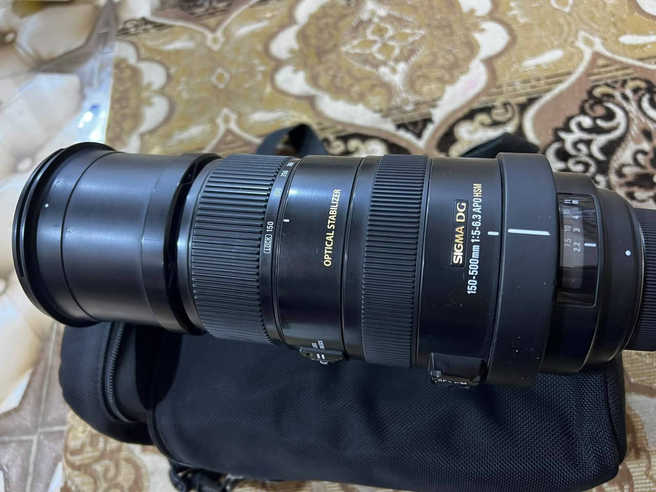 عدسه نيكون150-500  نضيفه جدا.     عنوان البصره
***********
