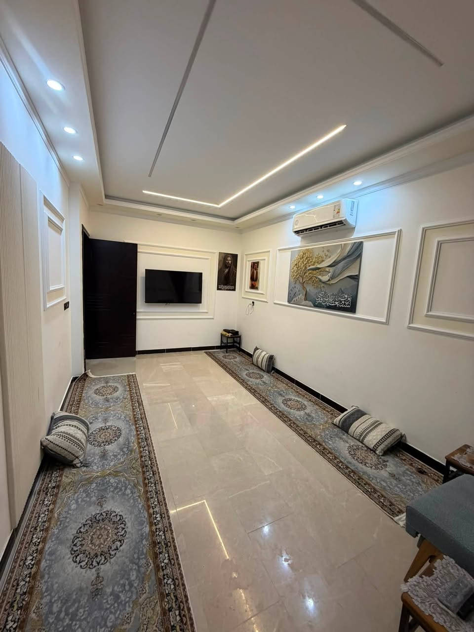🏠 مشتمل بناء زيرو للبيع 🧿
📍موقع///  شارع فلسطين محله 505 
🛑المساحه الكليه: 100 متر 
🛑الواجه ///    5 متر 
🛑النزال ///     20 متر 
🟡 يحتوي على اربع غرف نوم 
✅للاستفسار الاتصال على الأرقام الموجودة:
📞 ***********
📞 ***********
📞***********

📝 نستقبل كافة طلباتكم وعروضكم وعلى مدار الساعة ⏱️
🥇عدنا طرق عرض مميزة من خلال تطبيقنا العقاري، 
                      ( عقارات الجبل 🥇)
