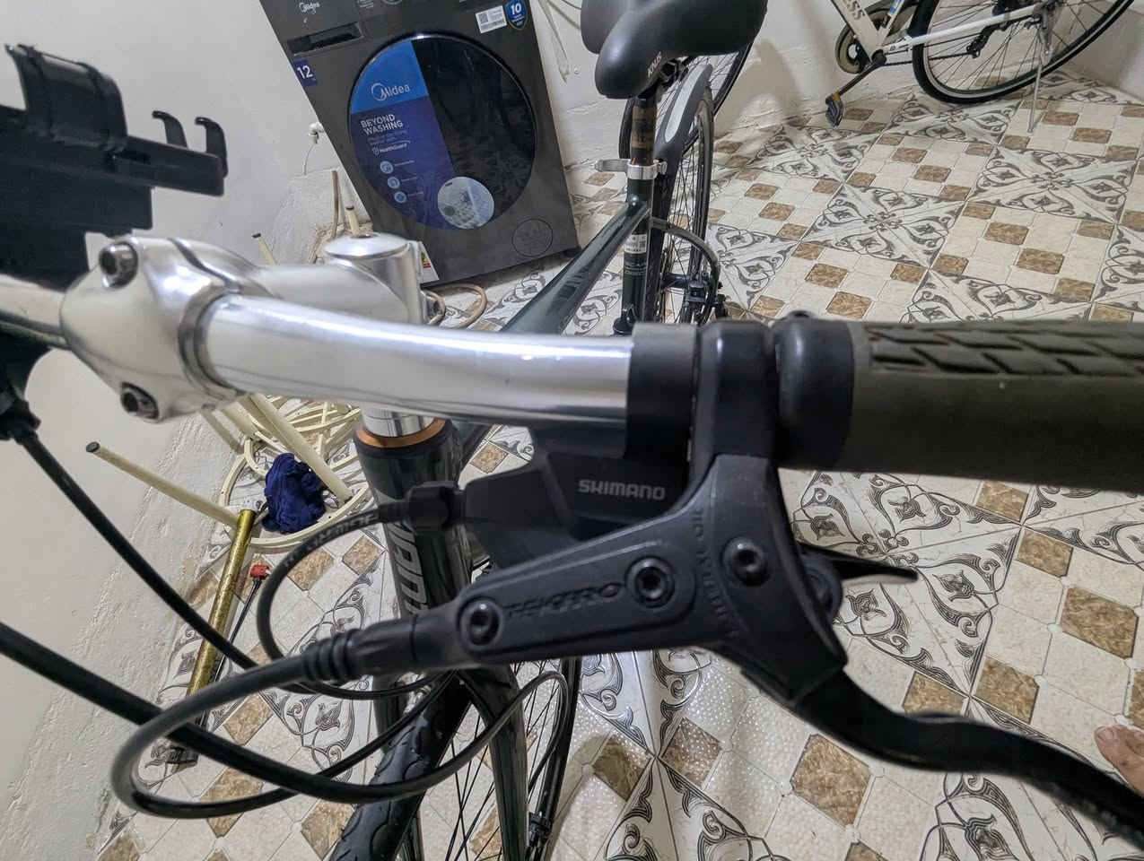 جيانت اسكيپ • حجم ٢٨ • شيمانو ألتوس