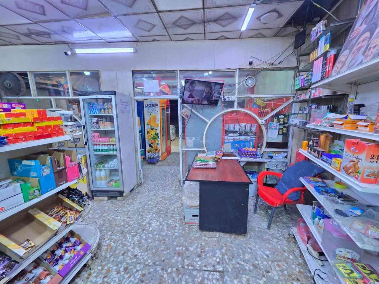 اسواق للبيع • حي الكوفة • قرب كسرة