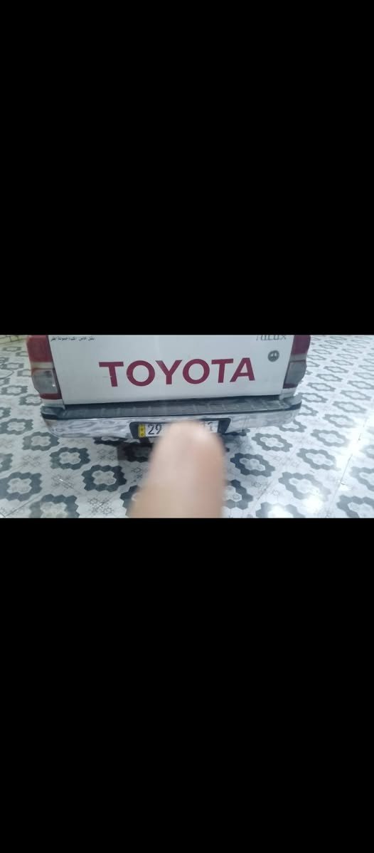 السلام عليكم
سيارة للبيع 

موديل: 2013

رقم: واسط /انكليزي 

تحويل ثاني يوم بسمي 

سيارة: متجايه 

محرك كير تايرات حداديه كفاله عامة

الهاتف: ***********
