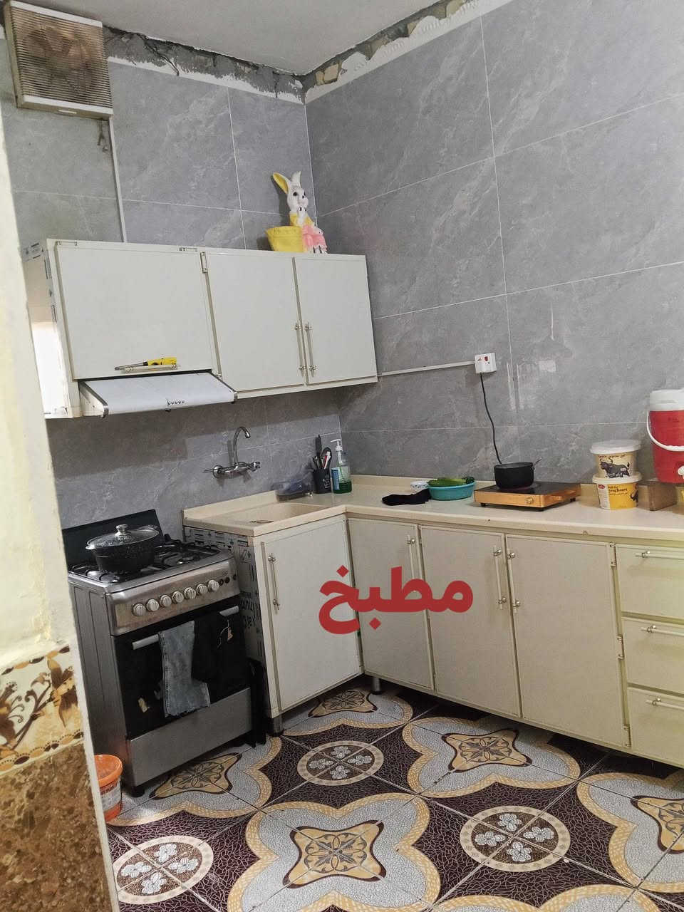 مشتمل • طابق واحد • زين القوس شارع المواكب