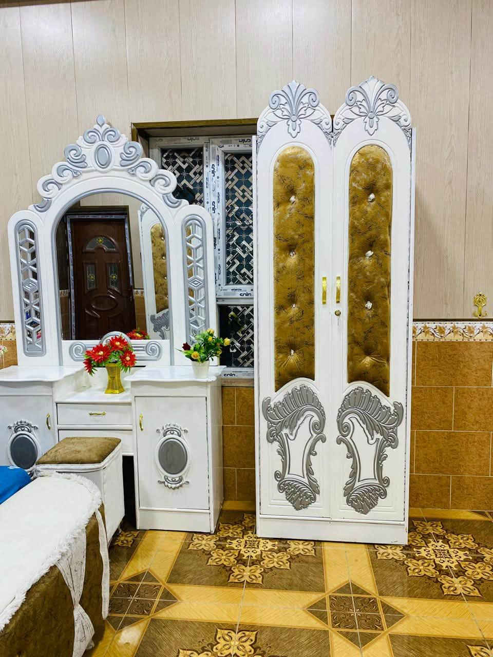 غرفة نوم للبيع عراقي تصميم تركي السعر 875 وبيها مجال العنوان قضاء الرمانة للاتصال ***********
