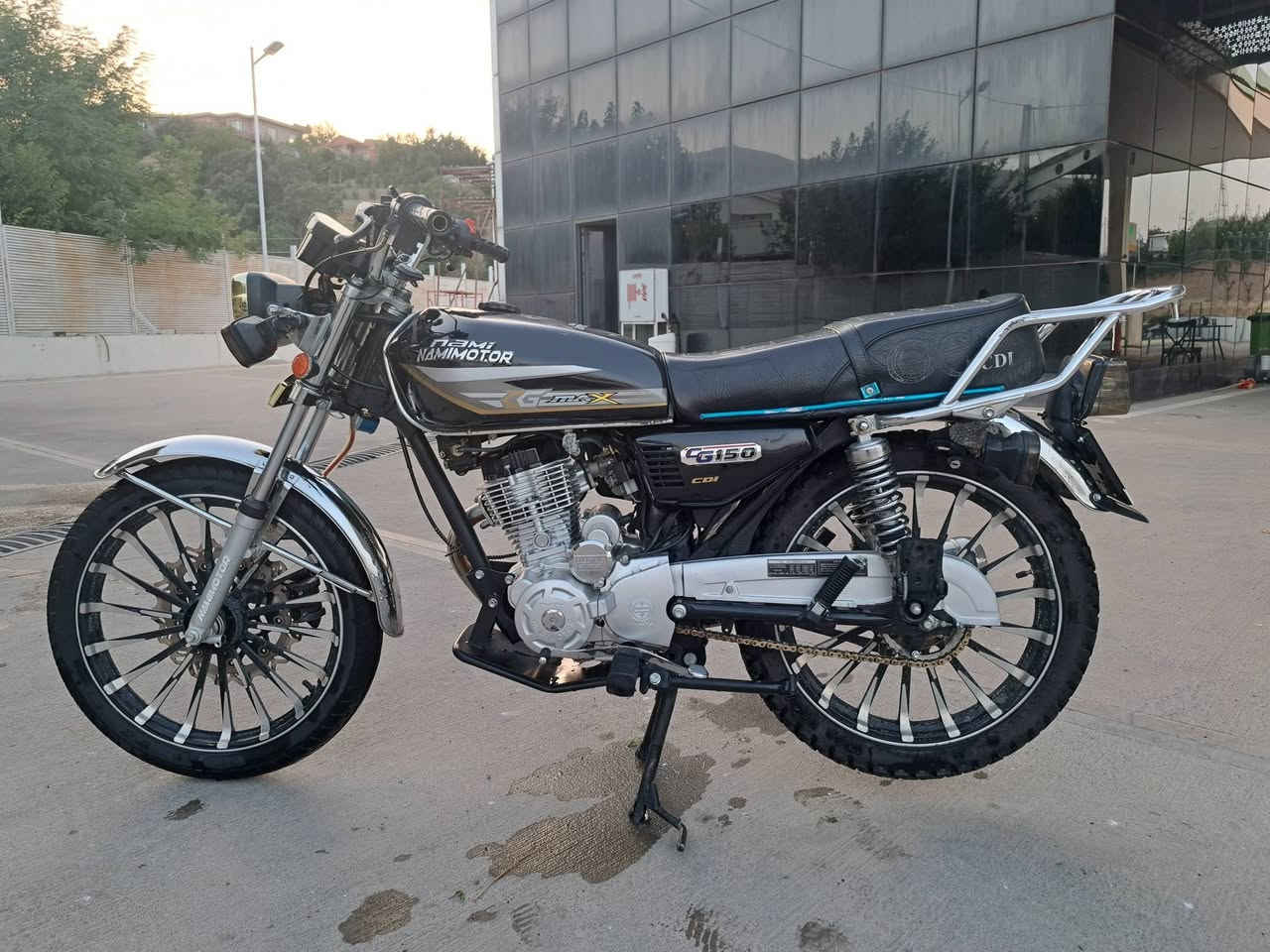 سڵاوی خواتان لێ بێت ئەم ماتۆڕە بۆ فرۆشتن namimotor  مۆدێلی 2025  150cc  خەتاس مەکینە گەورە شتێکی نمونەو پاک مەنەفێست ماڵی دۆستە   .. شوێن : سلـێـمـانـی . سـیــتـەک
ژمارە تەلەفون / ***********
