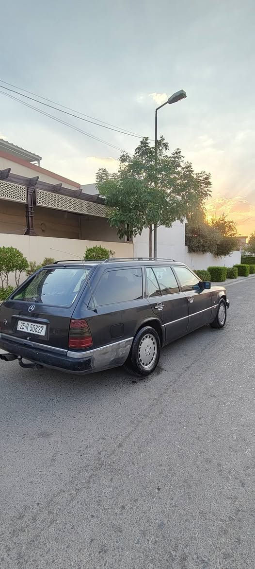 محرك 300 بلادي 6 سلندر
بدون ضربه بدون خياس
قواعد دبلات سليمه بدون تصليح 
كير اوتو 
كهربايات جاهز كلها شغل 
تبريد نقص غاز
رقمها كركوك سنوية جديدة

سعره 36 بيها مجال 
مكانه بكركوك 
***********
