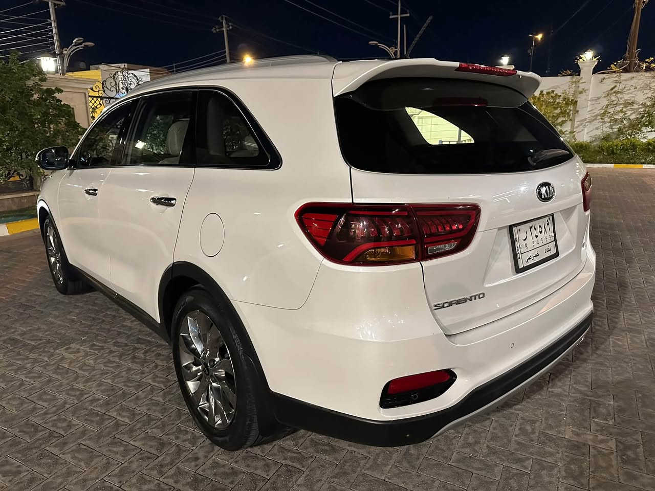 السلام عليكم
سورنتوا 2019 خليجية شكل ال2020 فول مواصفات

مكفولة من الصبغ والفتح والتبديل 

سته سلندر مكينه 3.5 مكفولة وكير مكفول

بصمة تشغيل بصمة ابواب 

7 راكب 

3 قطع تبريد 

5 كامرات محيطية 

حساس امامي خلفي 

مري شفط اشاير ب المري 

شاشة جبيره  

فول تحكم ستيرن 

سايد بريك بصمة 

جنطة كهرباء 

كشنات جلد وكهرباء السايق والبصفة 

ويل كروم 

رقم بغداد

الاستفسار ***********
