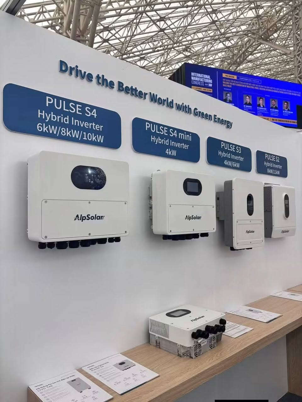 موزعون معتمدون لدى وكالة Alpsolar

متوفرة انفيرترات 6kw _ 8kw _ 12kw  ip66
 
مفرد _ جملة وبأنسب الاسعار

مكتب القدرة الهندسي للطاقة الشمسية 

***********

نص مكتوب في الصور:
- AlpSolar