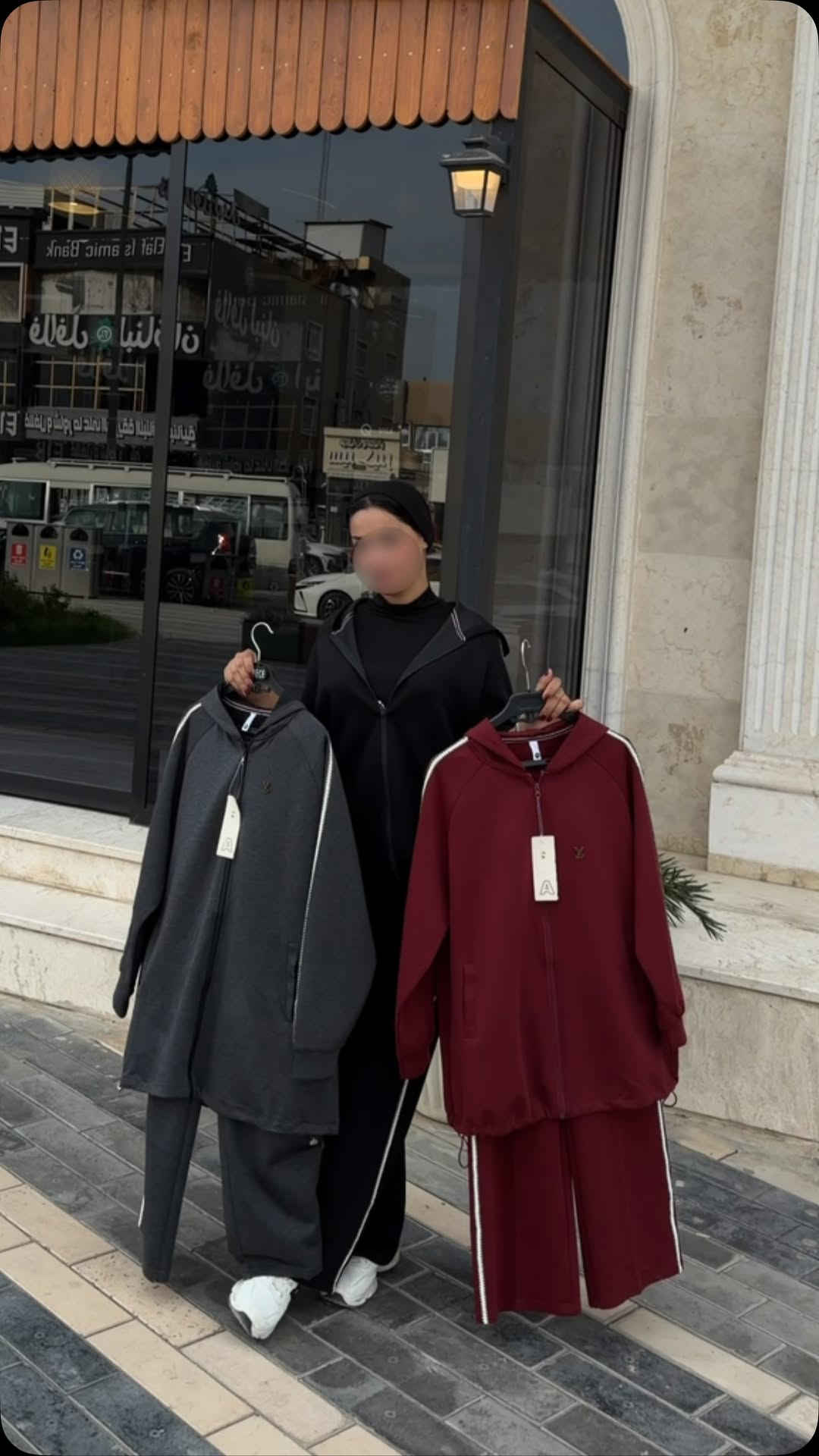 ملابس • للبيع • بدون وصف