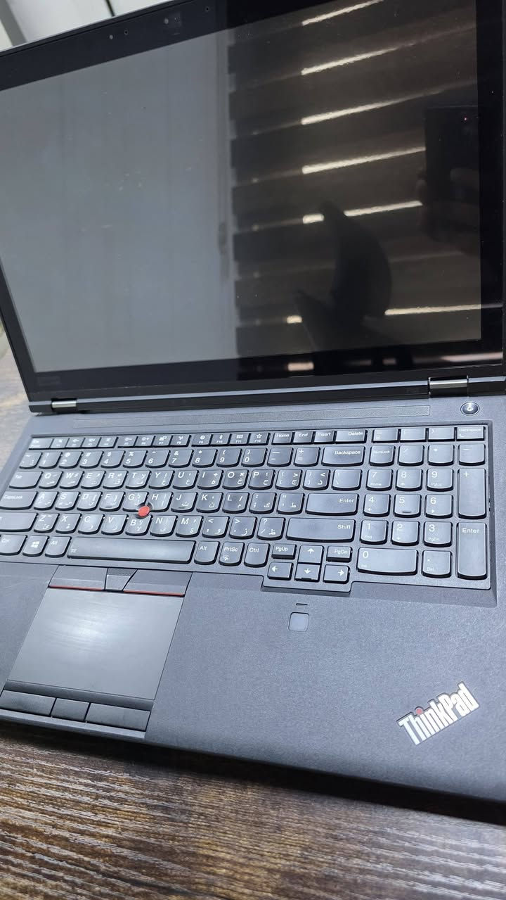 i7-8850 • Quadro P2000 • 4K لمس