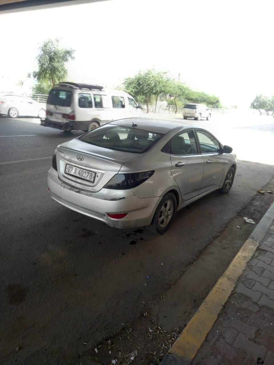 اكسنت. خليجي ١٢
بيها رشات. صبغ. 
سعو ٦٥ 
مكينه.  كير حداده. تبريد. جاهزه 
مكلف. بل. نشر 
صاحب. السياره. 

‭***********‬
