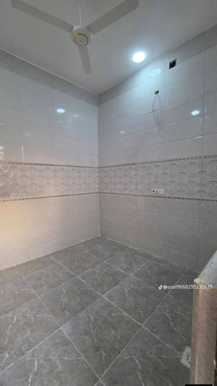 البصرا ابي الخصيب 
طريق صحراء 

نوع العقار طابو زراعي مساحه 100متتر 

سعر 55  ***********

###
