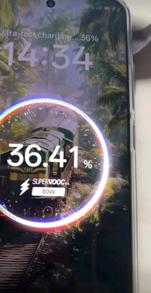 شواحن بالة supervooc 80 watt .... عدد 6 للبيع شلع ...
 السعر 50 الف لأول تم
