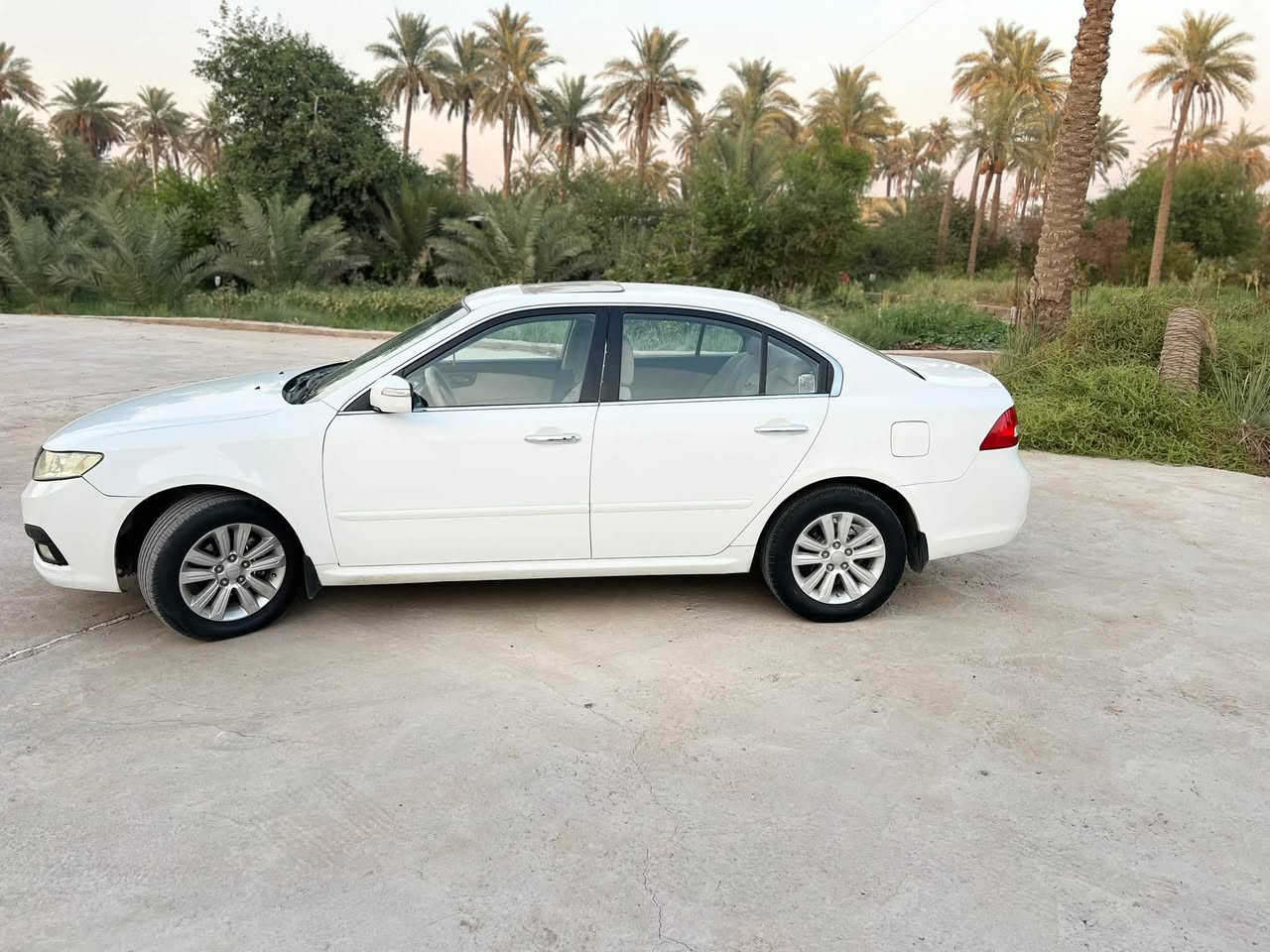 � للبيع أوبتما موديل 2010

بصمة ✅
فتحة سقف ✅
فول مواصفات ✅
رقم بغداد 📍
تحويل ثاني يوم 🔄
بيه مكانات صبغ 

📍 المكان: بابل – الشوملي
📞 للاستفسار:***********
