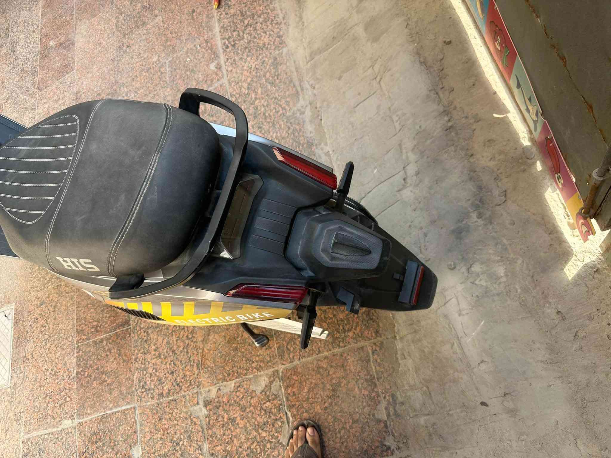سلام عليكم دراجة his f1 للبيع بسعر 650 و بيها مجال رقمي *********** قليل الدراجة نظيفة بيها فقط الهورن و البك ما يشتغل فقط مكاني بغداد الدورة
