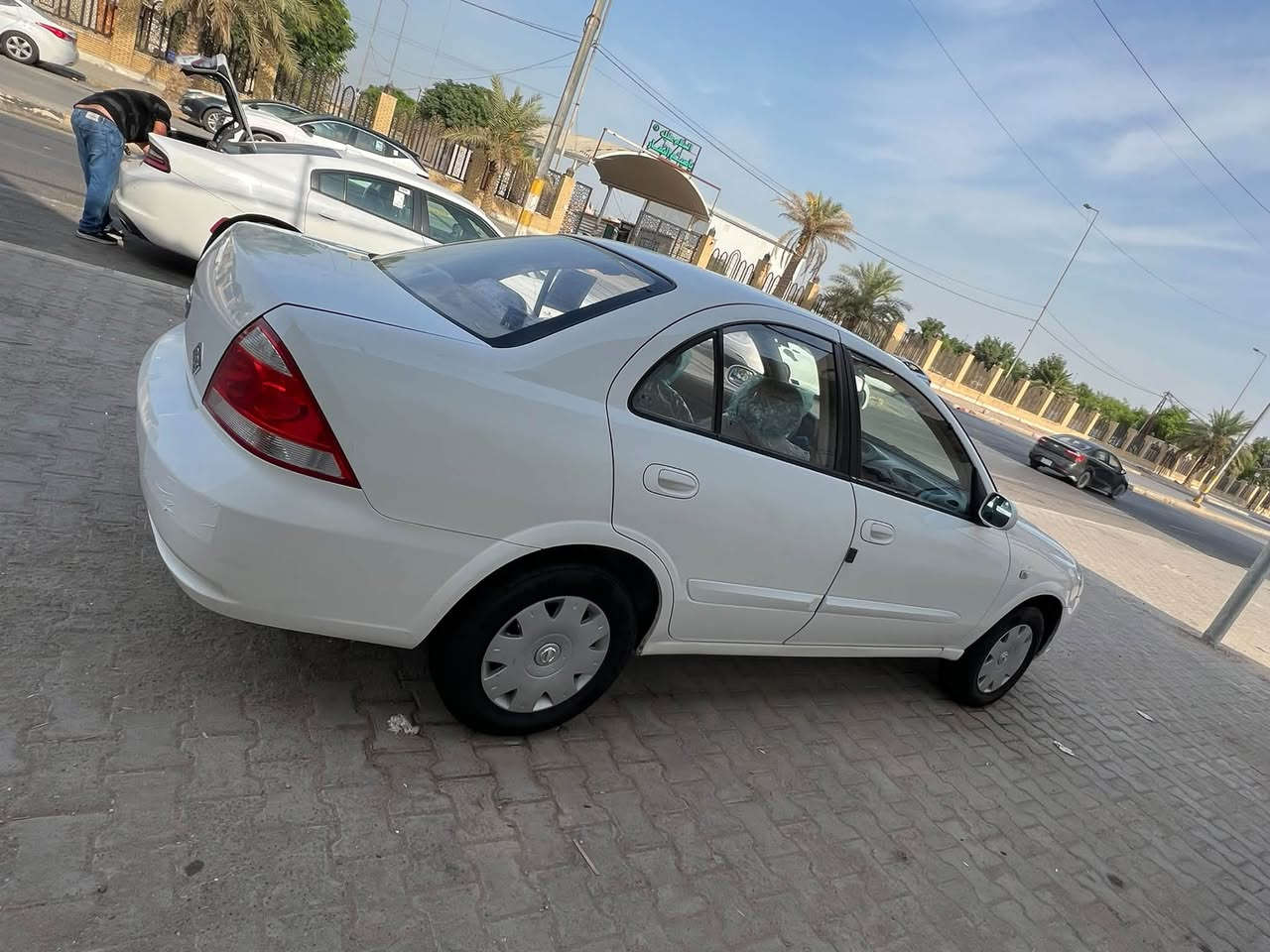🚘 نيسان سني | موديل2008
✨ لون أبيض، سيارة مرتبة ونظيفة📦السياره كفايه عامه  بس شبرين صبغ
 CC
▪️ قير أوتوماتيك
▪️ تبريد ممتاز
▪️ داخلية نظيفة ومرتبة
▪️ تظليل
▪️ حساسات خلفية
▪️ السيارة جاهزة للاستخدام

📍 الموقع: نجف 
💰  الاتصال
📞 للاستفسار والتفاصيل: ***********
