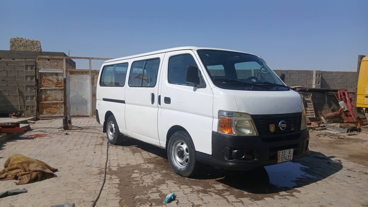 نيسان للبيع موديل ١٢ حمل كاز رقم بغداد نكليزي بسمي ***********
