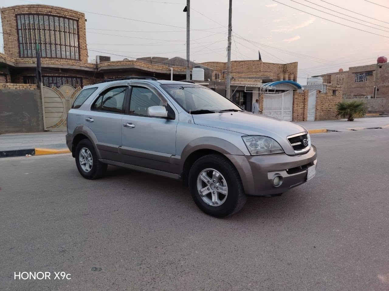 سورنتو خليجي مديل 2006كفاله عامه من الضربه والتبديل والصبغ بيهه بس بنيد مصبوغ اثر جراد والباقي مكفول سنويهه لل28تحويل مباشر السعر 75وبيهه مجال للستفسار اكثر*********** مواصفات مكينه وكير بلاد 6سلندر تحكم ستيرن فتحه سقف كشنات كهربائي حساسات خلفيه شاشه دشبول مثبت سرعه حداديه جديدهه تخم تاير تبريد قطعتين السياره جديده وجاهزه وأي نقص مابيهه المكان الناصريه قظا الفهود
