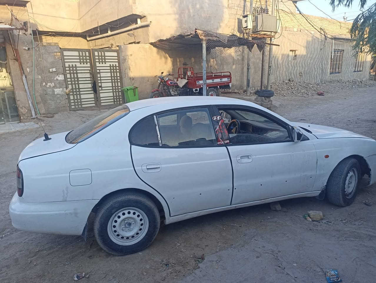 سلام عليكم لبيع سياره دايو سياره كير ومكينه جدد مسكر تخم تاير جديد كهربايات كله شغاله شاشه رقم نجف سياره بدون راعي ما ندل راعيه سعر 17وبيه مجال مكان كوت ***********
