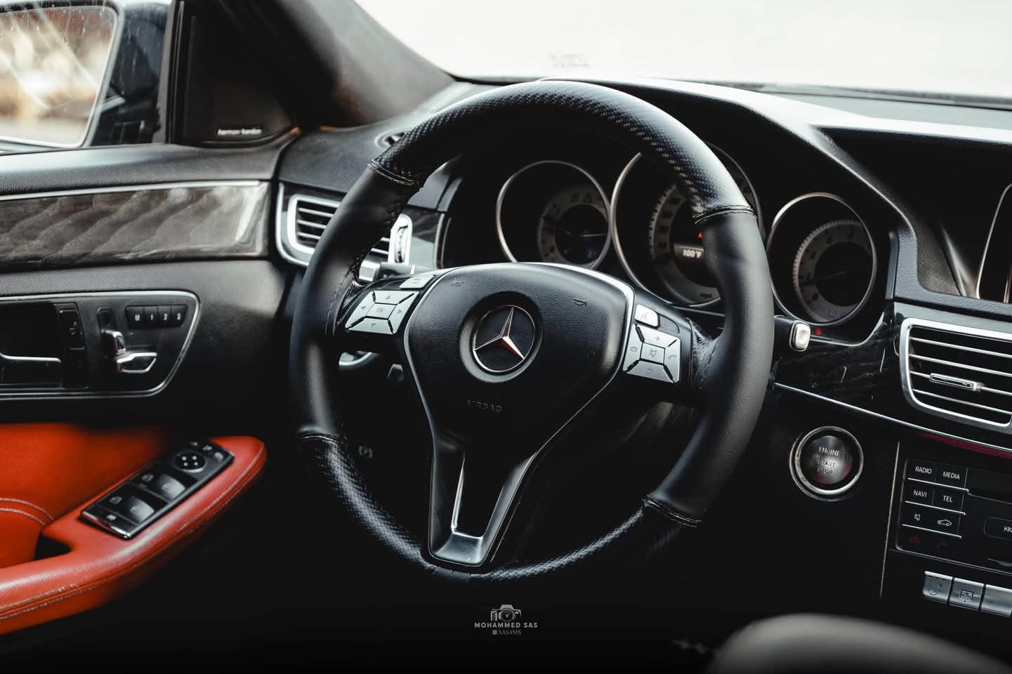 ‎السلام عليكم للبيع مرسيدس E350 W212R  2016 للبيع او المراوس
‎محرك v6 اكسل دفع خلفي وارد امريكا (بدون ايرباك)  
‎فتحه 
‎برده كهرباء
‎جلد اصلي
‎مري شفط 
‎كامره 
‎شاشه 
‎شفتات ستيرن 
‎ويل 18
‎زينون 
‎تدفئه كشنات
‎سستم صوت هارمن كاردون
‎رادار امامي 
نقطة عمياء 
جنطة جلاق شفط 
اربع بصمات بالبيبان 
رادار امامي وجانبي 
نضام بريك هولد 
كامرا دوارة ٣ وضعيات 
مري قلاب 
نضام المحافظة على المسار 
نظام لد متغير ٣ الوان 
بردة خلفية 
كشنات جلد وحجز ٣ وضعيات 

‎السيارة حادثها بنيد مبدل وجاملغ مصبوغ وهنا صار بيها صبغ بالجاملغ الثاني ونص الباب . 
شواصي ولغود مكفولة. ماشية ١٤٧ الف ميل . 

السعر ١٥٧ ورقة  وبيها مجال بسيط 
للاتصال ***********
مكاني بغداد الدورة

نص مكتوب في الصور:
- MOHAMMED SAS SAS4MS
- MOHAMMED SAS
- SAS4MS