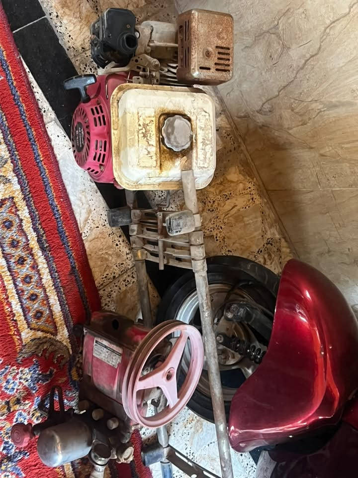 اغراض مستعمله اسعار مناسبه جداً توصل عبر الارقام ***********
