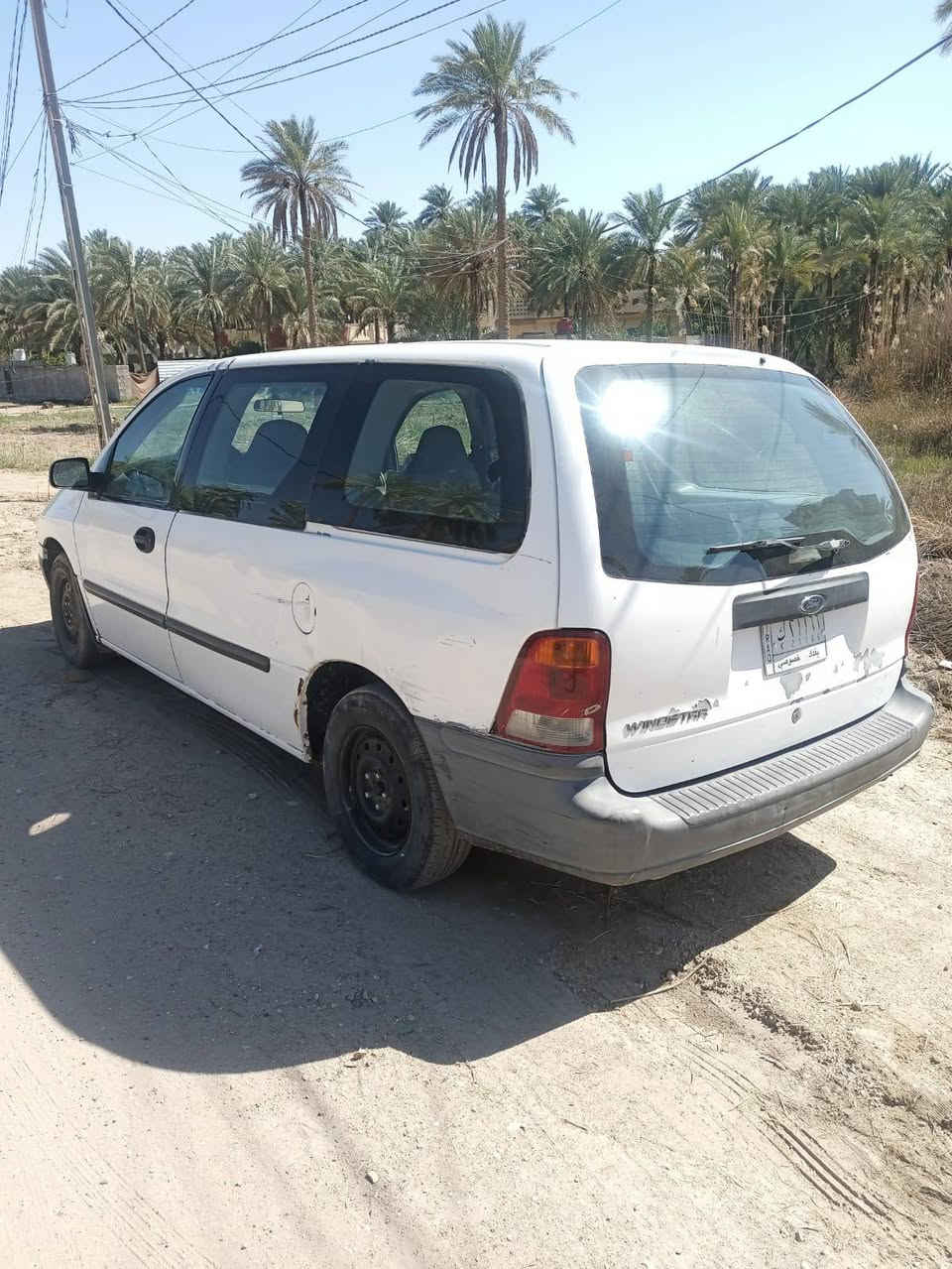 سلام عليكم
سياره نوع فورد وندستار 

كير ومحرك خير من الله 

موديل 2003

غرفتها نضيفه 

سنويه ساقطه 2026/6/6

سعر 30وبيها مجال بسيط جدا 

مكان السياره كربلاء 

رقم الهاتف ***********

***********

