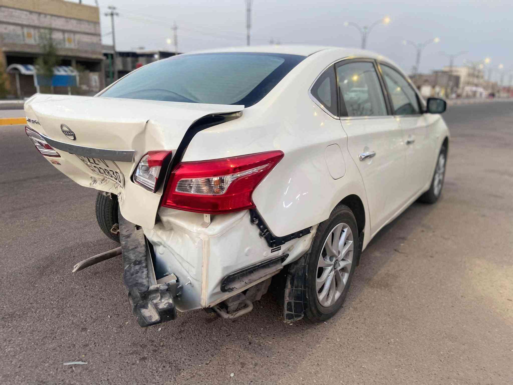 نيسان سنتره • فول مواصفات • بيهه حادث