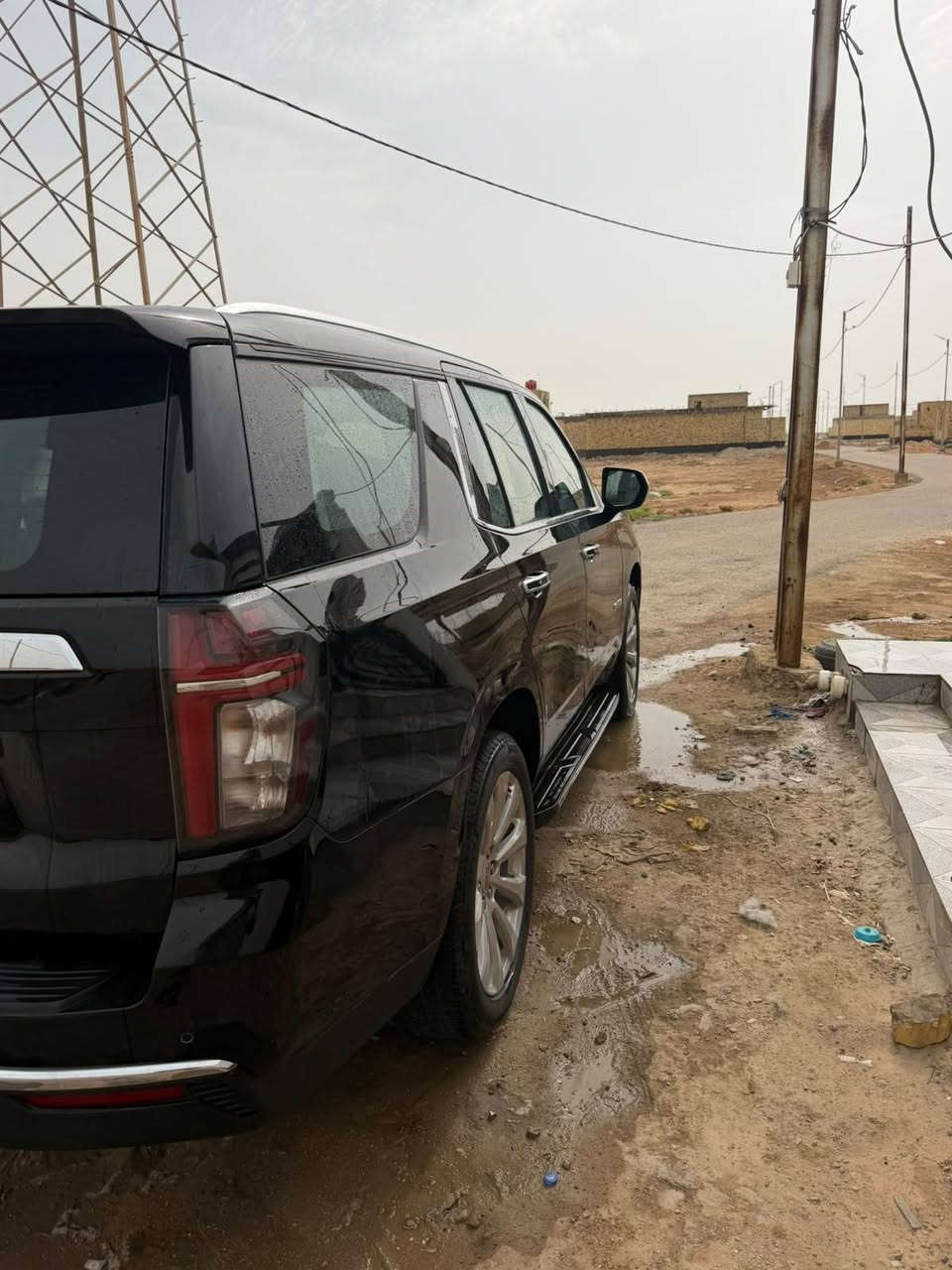 تاهو Lsخليجي ٢٣ ماشية ١٢٣ قابل للزيادة كفالة فقط ملاحضات مذكورة بالسونار
ويل بريمير 
ثلاجة
تبريد قطعتين
عليهة عناية
سعرهة ٤١٦ وبيهة مجال قليل
***********
