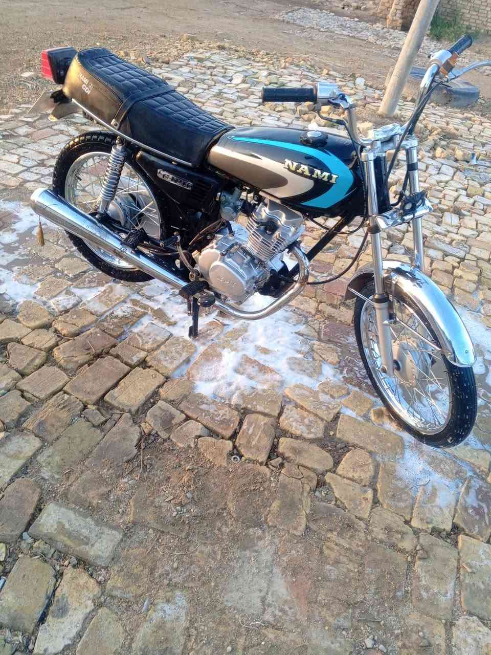 للبيع دراجه سعر 550 شراي يتصل ***********
