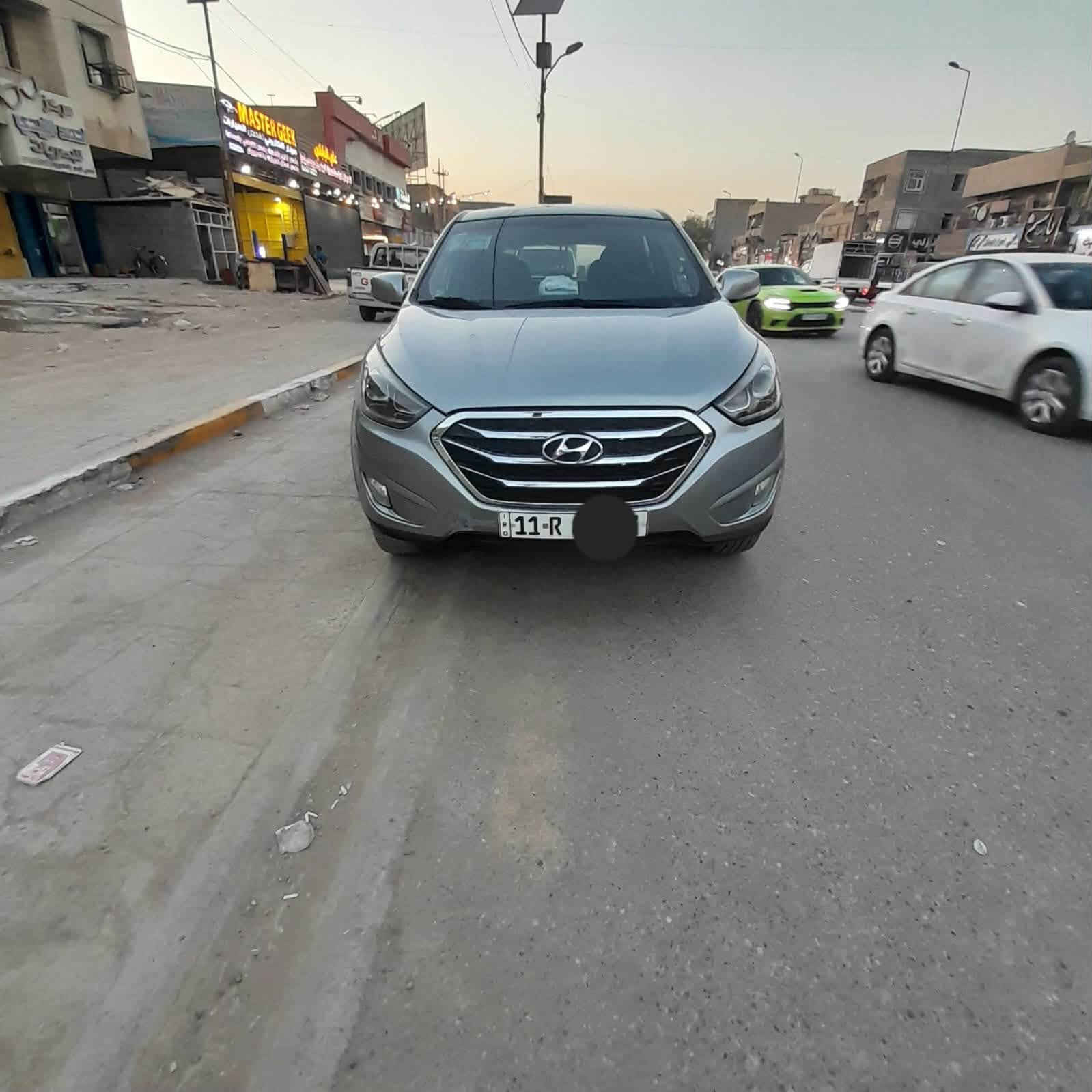 سلام عليكم اخوان توكسان ٢٠١٤
مرواس او بيع 
امريكي صور السونار بالمنشور ماشيه ٩٧ حادثه بس بنيد بدون دواخل  باقي السياره كفاله 
مكينه ٢٤٠٠ 
فور ويل السياره 
كير مكينه كفاله تبريد صدر كهربائيات 
السعر ١٢٠ وبيه مجال 
***********

نص مكتوب في الصور:
- 24mm f/1.89 1/30s 7:00 2024/7/19 2014 83217 Hyundai ٨+