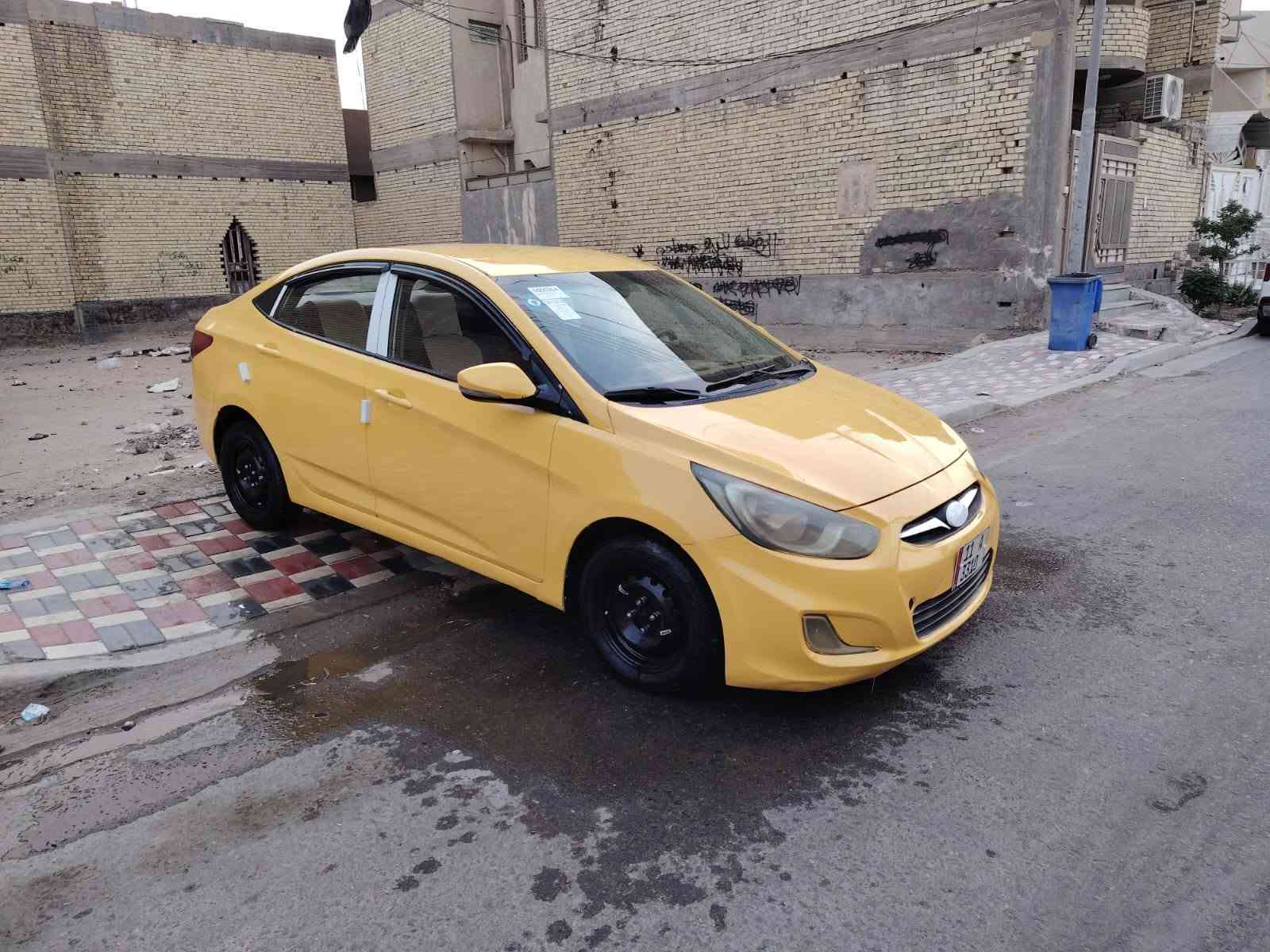 السلام عليكم اكسنت موديل 2013 رقم بغداد إنكليزي مشروع وطني ابي مرور تداور مصفره هيه وغرامات وارد خليجي مكينه 1600 دوش قطرتين مكينه  وكير وحداديه تخم تاير مكفولات تبريد ثلج وي السويج بيها جاملغ خلفي فقط السياره جاهزه من كلشي شاشه تحكمات استيرن مري شفط سستم سماعات السياره كل نقص ما بيها السعر 73 وبيها مجال بسيط  رقم الهاتف *********** أثير 
*********** آسيا  مكاني كربلاء إخوان ما متواجد عل نت

