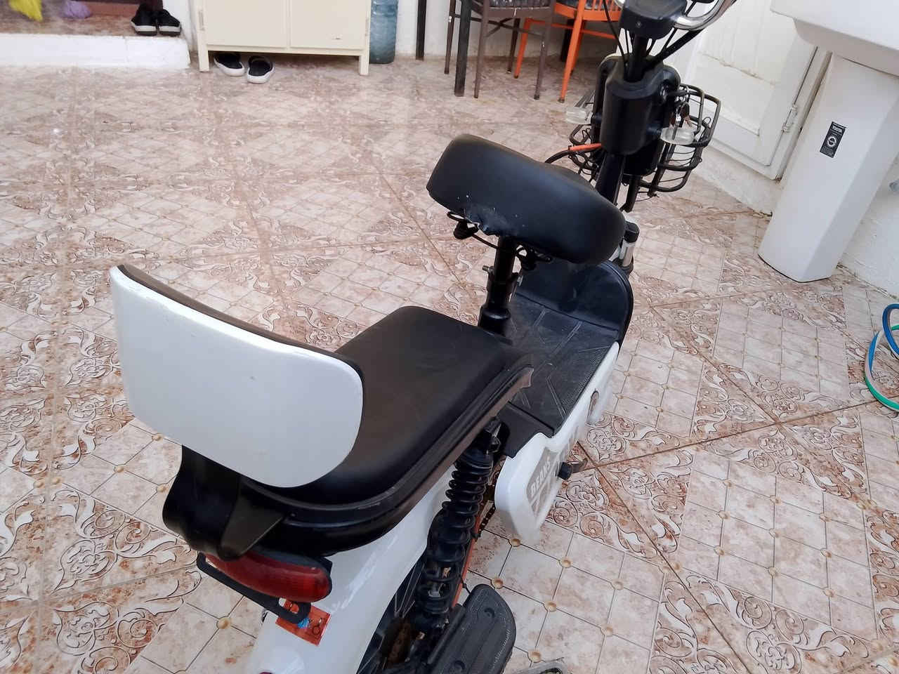 سلام عليكم درجة للبيع مكان كركوك حي خضر شارع معرض سعر 290
وبي مجال رقم الهاتف واتساب ***********
