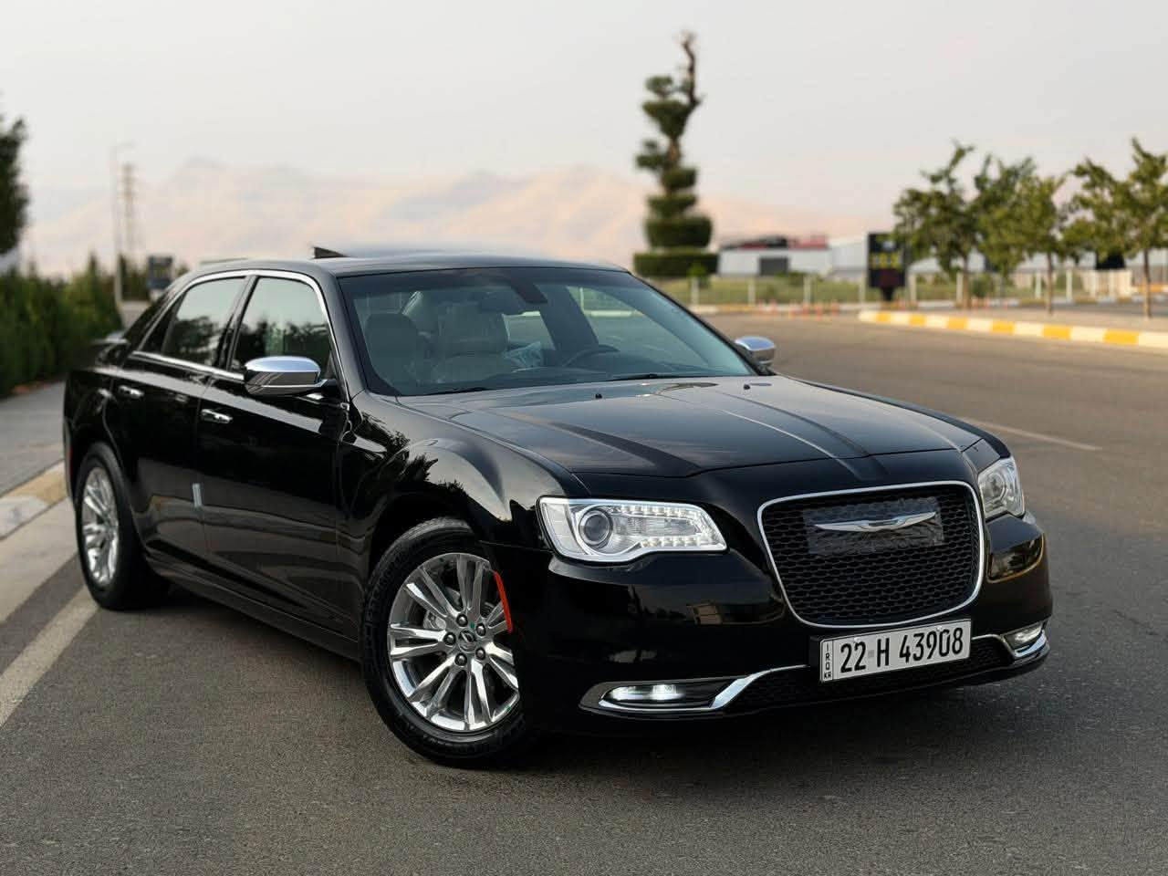 ﷽
CHRYSLER 300C 2016
◽️كريسلر موديل 2016 
🔹مواصفات C فول فول مواصفات ١/١
   لون اسود
~~~~~~~~~~~~~~~~~~~~~~~~~
◽️مكان🌆:سليماني                    سعر💵: 194$
تليفون☎️: ***********
***********
~~~~~~~~~~~~~~~~~~~~~~~~~~
◽️محرك V6 3.6L سته سلندر
🔹گير و محرك بشرط مامفتوح 📦✅
بدون سوت و بدون صرف و بدون خلل شرط فحص
🔹ماشية 67 الف حقيقي 

◽️سيارة كلين تايتل  داخل بلعراق
🔹صار بلعراق ( قطعتين صبوغ ) بدون داخل بدون ئيرباگ
🔹أيرباگ كل بيلادي سليم
سيارة حيل حلو و نظيفة 📦

◽️مواصفات 
( بصمة -پاننوراما - داخل كريمي  - شاشة كبير  - تشغيل عن بعد - پردات - كشنات جلد  - كشنات تتفيىئة و تبريد - كشنات كهربا  - كشن و سوكان كهربا و خزن - تبريد مركزي - ڤوليوم - تحديد سورعة - بلاجكتور - ليد - بعد )

◽️اربع تاير ويل جديد بيلادي 
🔹نظافه ١٠٠٪؜ كامل سيرفس بدون نقص و بدون مصرف
🔹سيارة شرط بدون اى نواقص گير و محرك و حدادي و كاهرباى كل بشرط
🔹 سنوي بأسمي تحويل غرامة بشرط
~~~~~~~~~~~~~~~~~~~~~~~~~~~~~~~~
