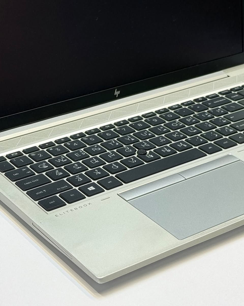 إتش بي إيليت بوك 850 G7 • i7-10610U • شاشة 15.6 لمسية