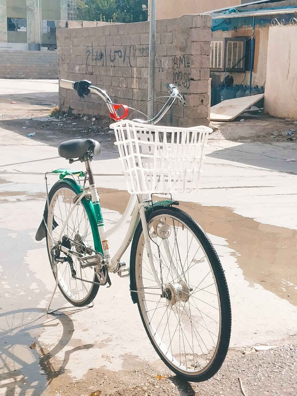 السلام عليكم هذا البايسكل للبيع
.
مابي اي عيب
. 
نوعيته ياباني اصلي 
. 
حته رقم شاصي بي
.
السعر125وبي مجال
. 
مكاني كركــــوك.؛ 
. 
للأستفسار.: ***********
بي واتساب
