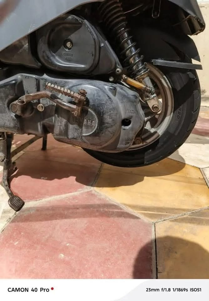 فراشه نثيه حاويه مامفتوح 
انضف من الصوره بهواي
سعر ٣٠٠الف الحمزه الشرقي 
واتساب ***********
