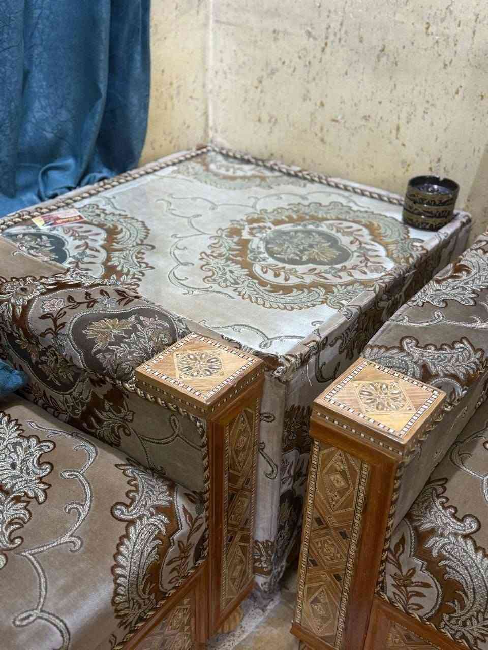 قنفات نظيفات مع طبله وسطيه 15مقعد ،التواصل *********** النجف, العراق
