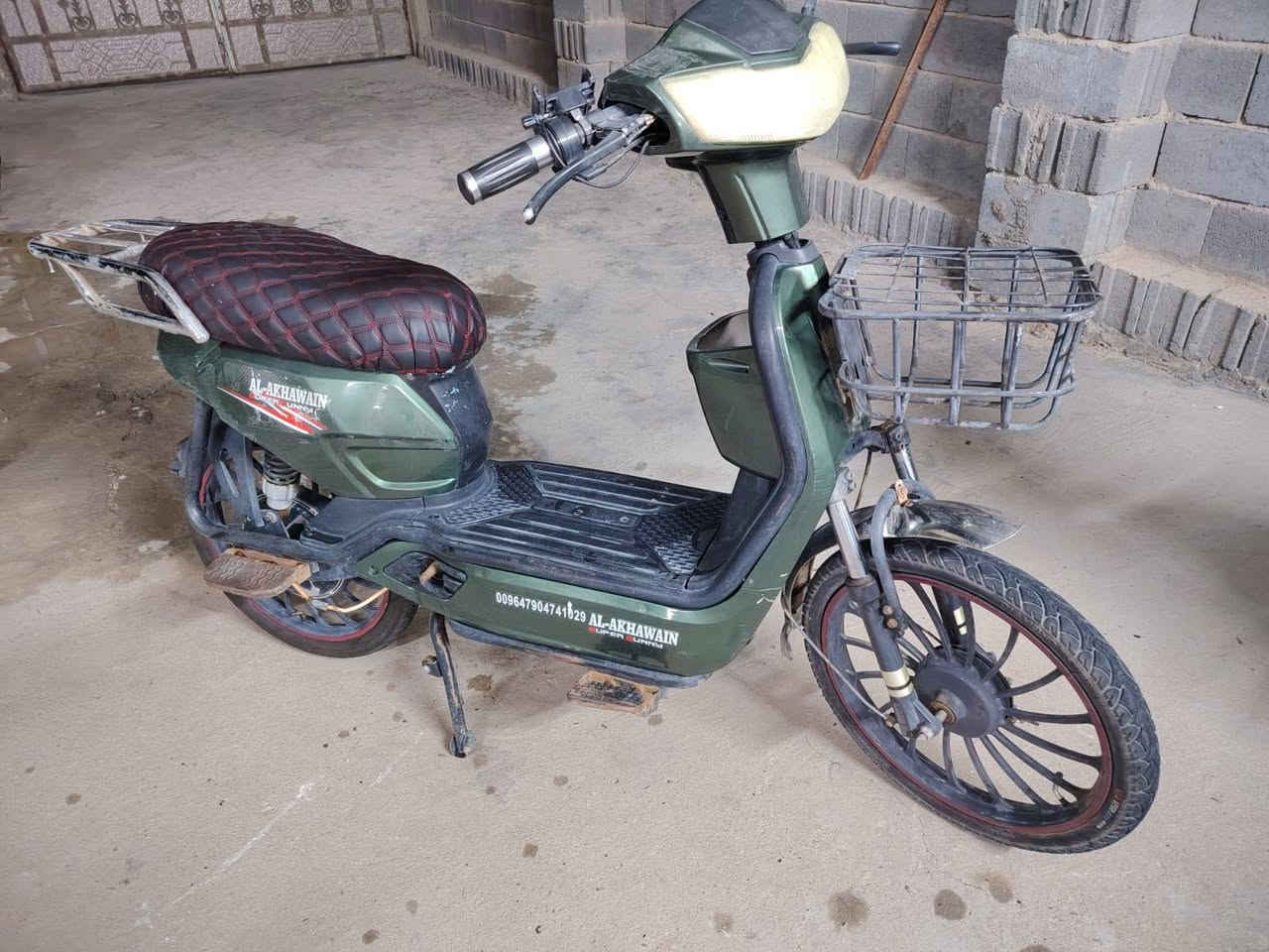 ماطور شحن اخو جديد مستخدم شي قليل للبيع سعر ٣٥٠ مكانه حبانية رقم البائع ***********
