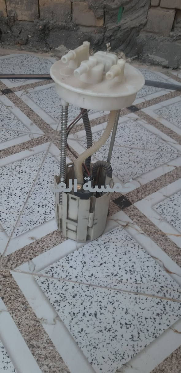 السلام عليكم غراض جنبي H2كلمن سعره مكاني بغداد المحمودية ***********

نص مكتوب في الصور:
- ٣٠ الف جديدة
- بردات ٣٠ الف صفحتين يرحمن للجمبي والهايس
- 10 الف كلهن
- 10الف
- خمسة ألف