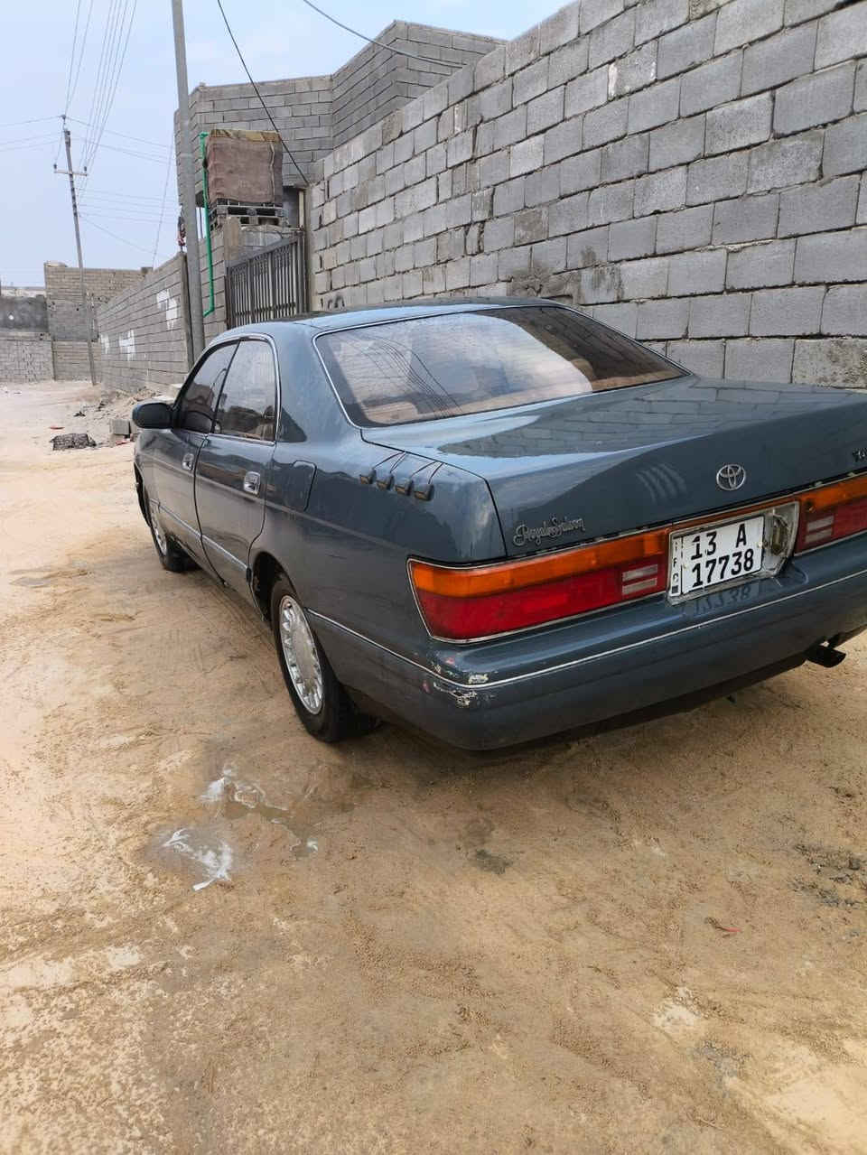 بطة فصل موديل ١٩٩٢
مصبوغة عام جمالية

محرك وگير جاهزات

تبريد شغال 

سنوية جديدة لل 30

رقم أنگليزي ميسان

دواخل جديدة

بيهه گصة قمارة

رقم راعيها:***********
