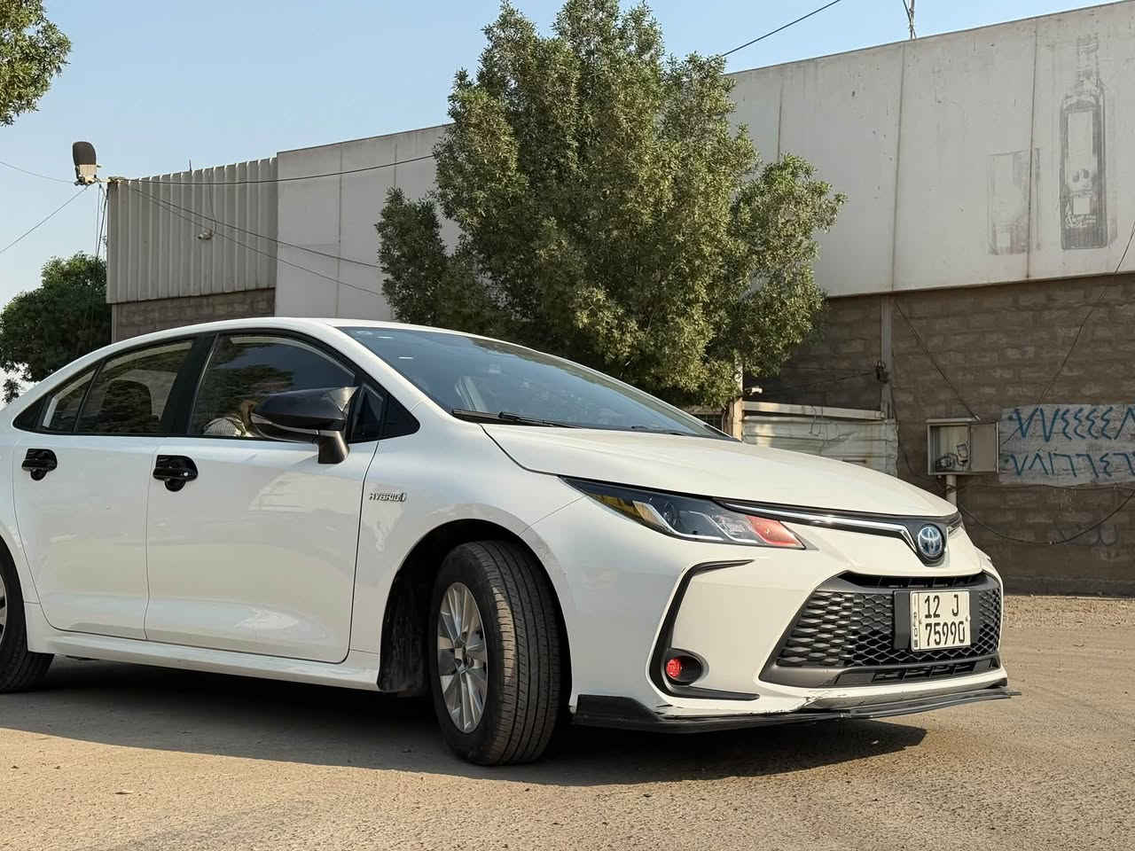 للبيع كورلا 2024 هايبرد
رقم نينوى
ماشيه 22 الف كيلو 
بيها قطعه وحده فقط مبين بالسونار 
السياره نضيفه كلش 
عليها إضافات 
1: مري باتمان اسود
2: يدات أبواب اسود 
3: لحية اسود 
4: تغليف لد نهاري لون احمر 
السياره نضيفة كلش مناقصها اي شي خير من الله تبريد مكينه كير مكفول من الدعاميه للدعاميه مكفوله السياره ماعدا القطعه الي موضحه بالسونار 
السعر:146$ وبيها مجال جدا جدا بسيط 
للاستفسار:***********

