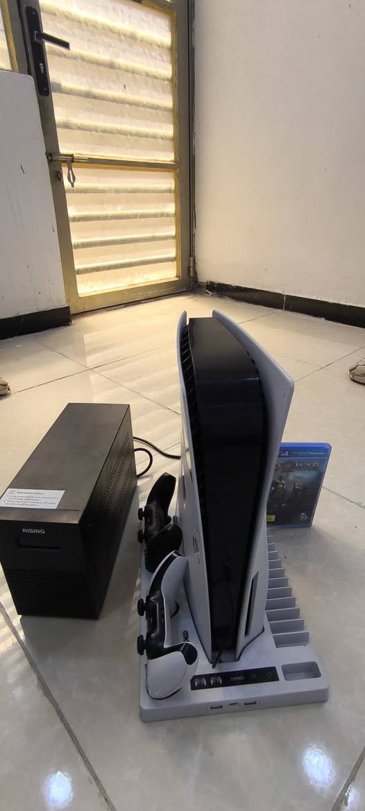 سلام عليكم بلي 5 فات البلي نضيف وياه 2 جويستك ويوبی اس 1500 من مارکت رايزينك بي ضمان 8 1 شهر ويجي وياه قرص هديه اله الحرب الجزء 4 بس كارتونه ما وياه تجى تشوف البلی و تفحصه

و تاخذه

مكاني نجف حى الندء هذا رقمى ***********
